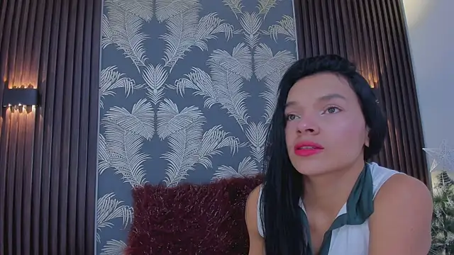 Snapshot of _shantal_smith chatting on November 11, 4:29 pm shantal smith online show from November 11, 4:29 pm