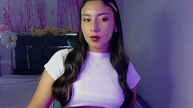 Lia 14  online show from October 3, 2:14 pm