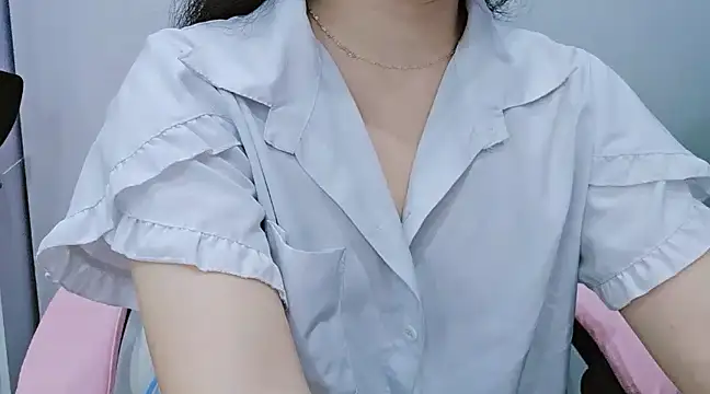 Kemmy babe20 online show from December 3, 4:06 pm