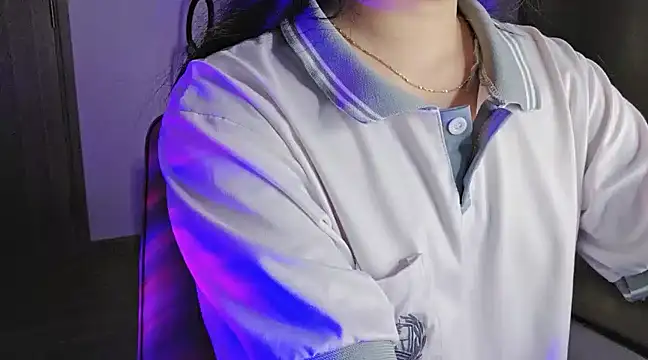 Kemmy babe20 online show from December 26, 1:32 pm