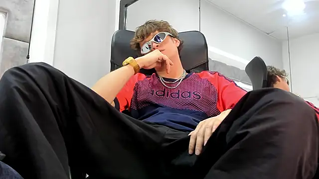 AnthonyAlso online show from September 22, 8:00 pm