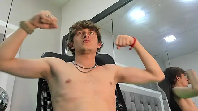 AnthonyAlso online show from September 28, 7:52 pm