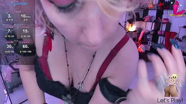 Snapshot of GinaMiracle chatting on October 21, 10:54 pm GinaMiracle online show from October 21, 10:54 pm