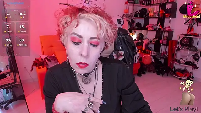 Snapshot of GinaMiracle chatting on October 28, 12:03 am GinaMiracle online show from October 28, 12:03 am