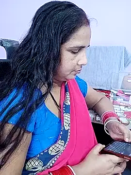 reemacouple007 online show from June 13, 8:23 am