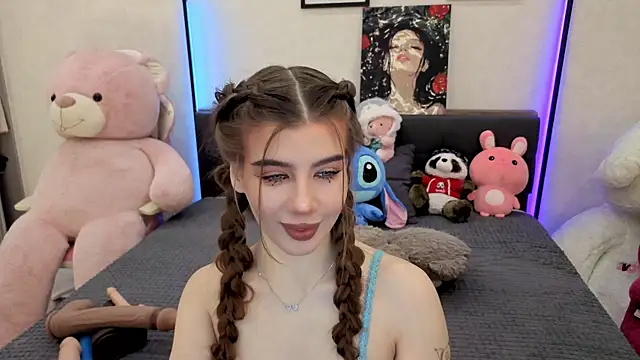 dolly ll online show from November 16, 1:17 pm