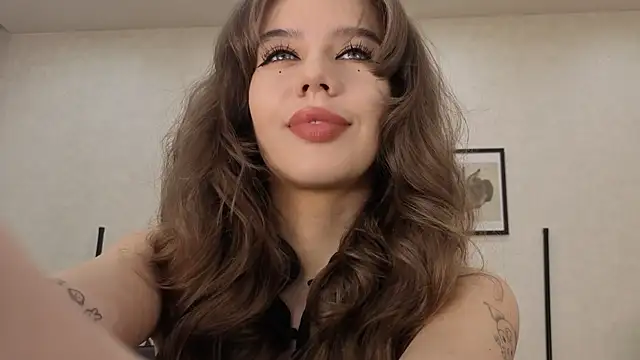 dolly ll online show from July 22, 1:36 pm