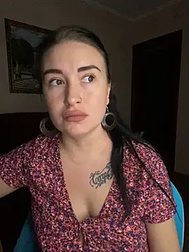 Roxana Bell online show from February 26, 4:50 pm