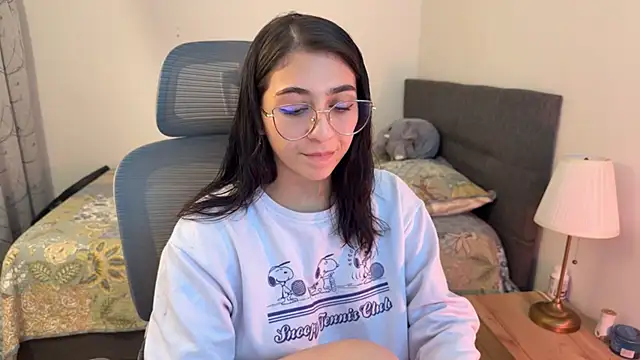 zoe moon18 online show from September 11, 2:55 am