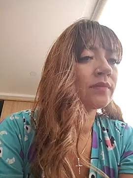 Snapshot of tata_laima__ chatting on October 11, 1:42 pm tata laima online show from October 11, 1:42 pm