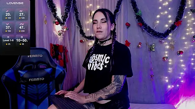 BLACKTSUKI7  online show from January 5, 11:55 pm