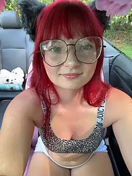 urpuppymoon online show from July 29, 9:46 pm
