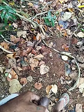 DulajThushara2468 online show from March 14, 3:34 am