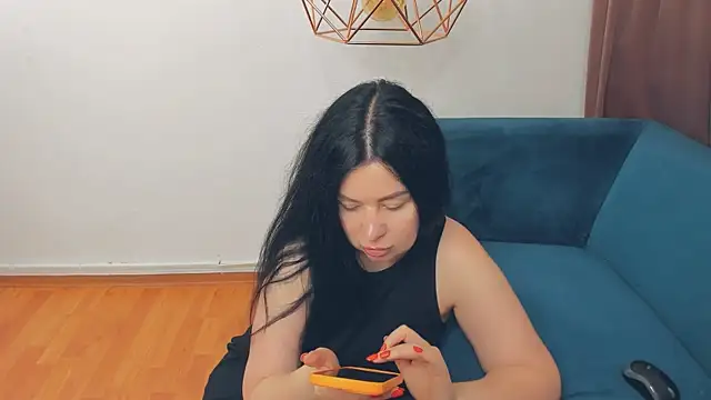 LayaFlow online show from June 26, 6:18 am