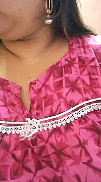 Ravina patil1 online show from January 30, 1:11 am