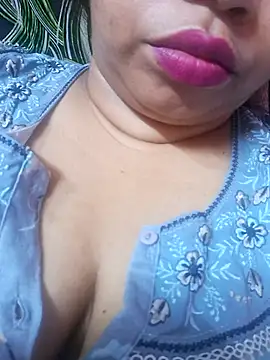 Ravina patil1 online show from September 27, 9:42 pm