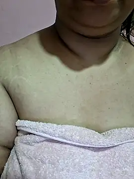 Ravina patil1 online show from March 25, 7:53 pm