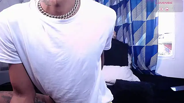 TysonWalkers online show from December 2, 1:13 pm