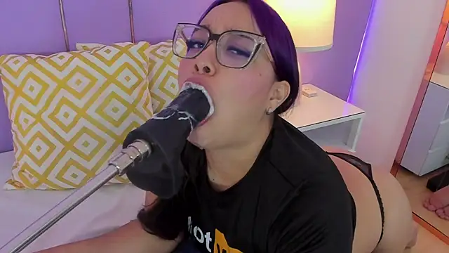 Snapshot of SophyRuiz_ chatting on March 28, 11:54 am SophyRuiz online show from March 28, 11:54 am