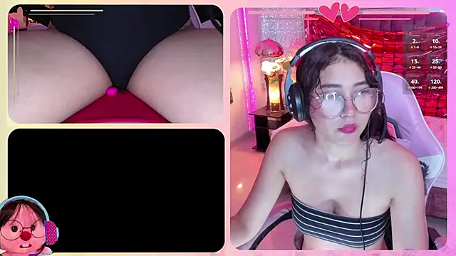 Snapshot of RossieGamer chatting on February 20, 3:01 pm RossieGamer online show from February 20, 3:01 pm