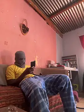 Maskman941 online show from February 3, 11:48 am