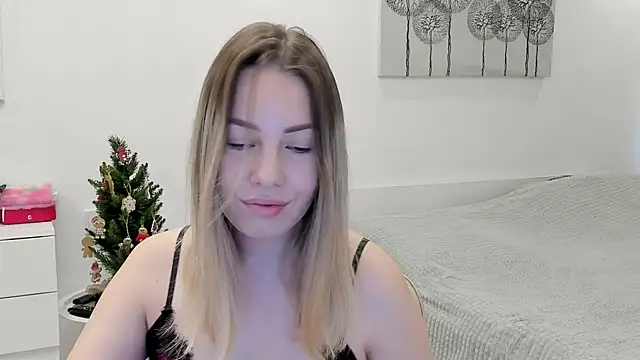 Snapshot of Mia_shy1 chatting on January 2, 8:06 am Mia shy1 online show from January 2, 8:06 am