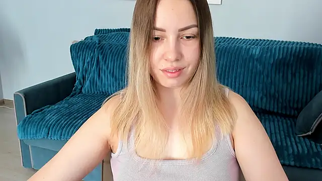 Snapshot of Mia_shy1 chatting on February 12, 7:23 am Mia shy1 online show from February 12, 7:23 am