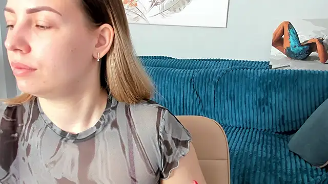 Snapshot of Mia_shy1 chatting on March 9, 6:28 am Mia shy1 online show from March 9, 6:28 am