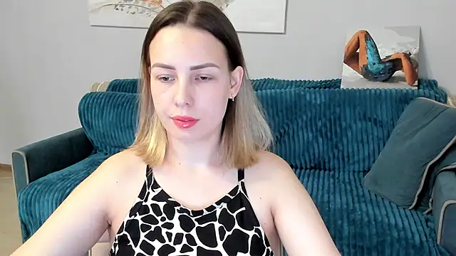 Snapshot of Mia_shy1 chatting on March 20, 12:00 pm Mia shy1 online show from March 20, 12:00 pm