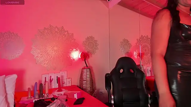 Scarlettt Ass online show from September 19, 12:28 pm