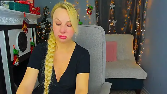 Snapshot of Anny_Jey_ chatting on December 28, 6:29 pm Anny Jey online show from December 28, 6:29 pm