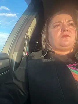 MikyVesela online show from October 9, 5:05 am