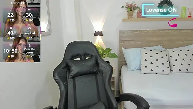 Snapshot of enma30_ chatting on March 18, 3:42 pm enma30 online show from March 18, 3:42 pm