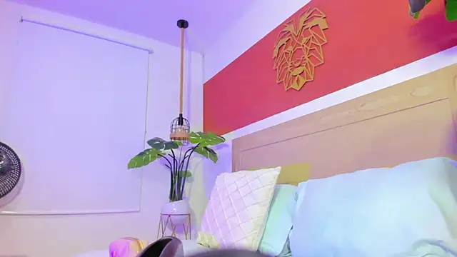 Snapshot of enma30_ chatting on October 27, 2:10 pm enma30 online show from October 27, 2:10 pm