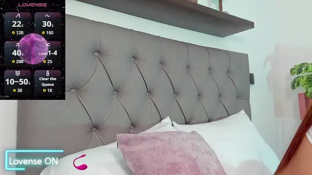 Snapshot of enma30_ chatting on December 15, 6:56 pm enma30 online show from December 15, 6:56 pm