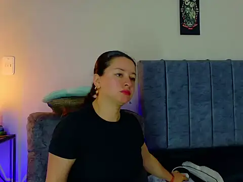 Snapshot of ArtesanaMK chatting on April 18, 5:50 pm ArtesanaMK online show from April 18, 5:50 pm