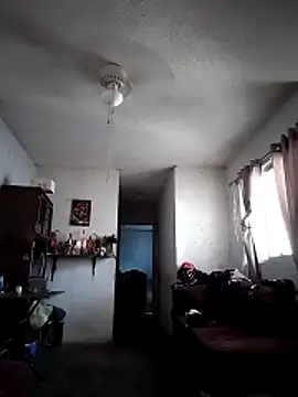 Snapshot of Alebir1329 chatting on March 27, 11:37 pm Alebir1329 online show from March 27, 11:37 pm