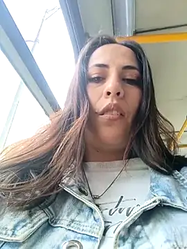 Snapshot of Lena-32 chatting on February 25, 10:08 pm Lena-32 online show from February 25, 10:08 pm