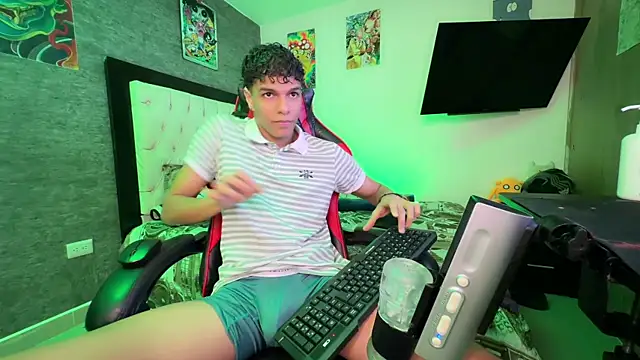 james dreams  online show from June 12, 2:10 am