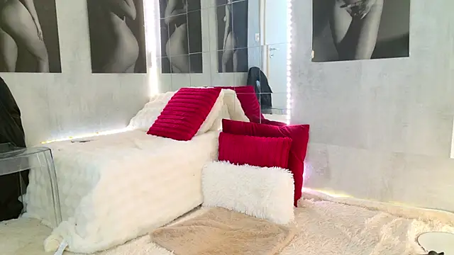 celia chanel online show from May 10, 11:26 am