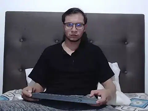 andy loverxx online show from June 25, 12:10 am