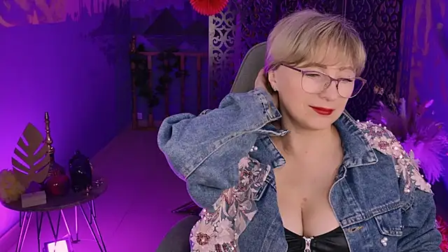 sugar vivien online show from December 15, 7:31 pm