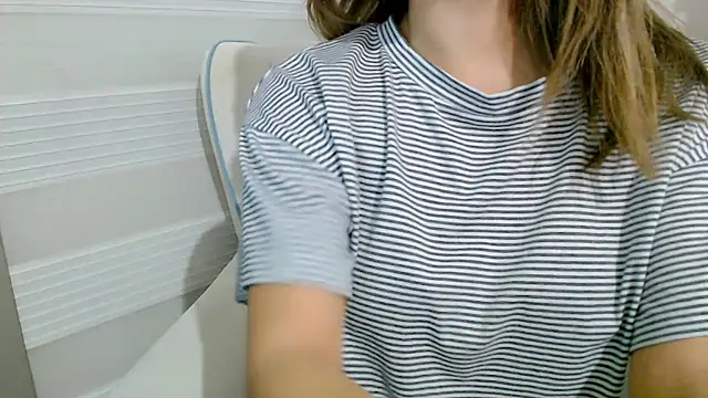 Topmodell online show from January 18, 10:28 pm