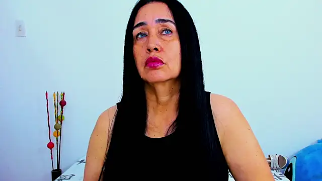 HorniestMilf online show from March 8, 8:34 pm