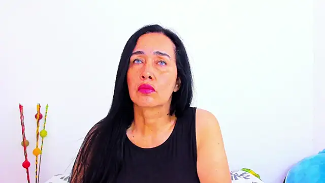 HorniestMilf online show from March 22, 8:23 pm