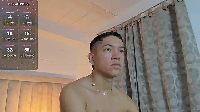 JulianRose 1 online show from January 9, 11:03 am