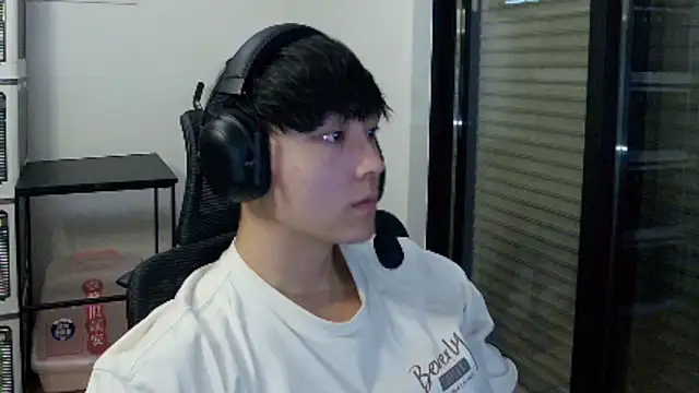 Tkcqcc online show from February 25, 1:32 pm