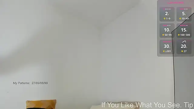 Snapshot of CirceJuno1 chatting on December 14, 10:47 pm CirceJuno1 online show from December 14, 10:47 pm