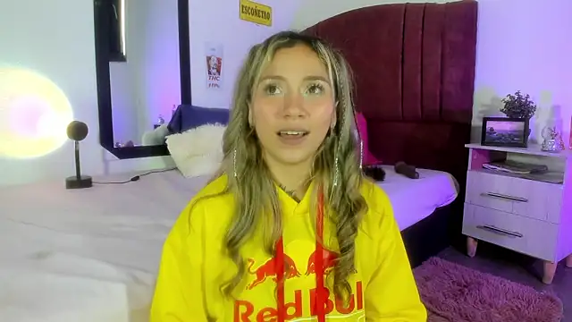 alisson zafiro  online show from January 7, 3:12 pm