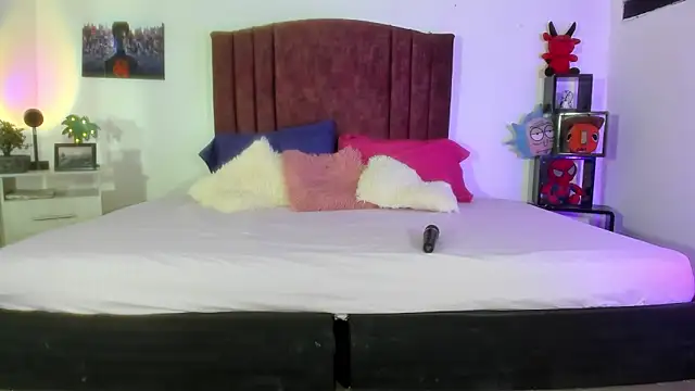 alisson zafiro  online show from January 13, 12:02 pm